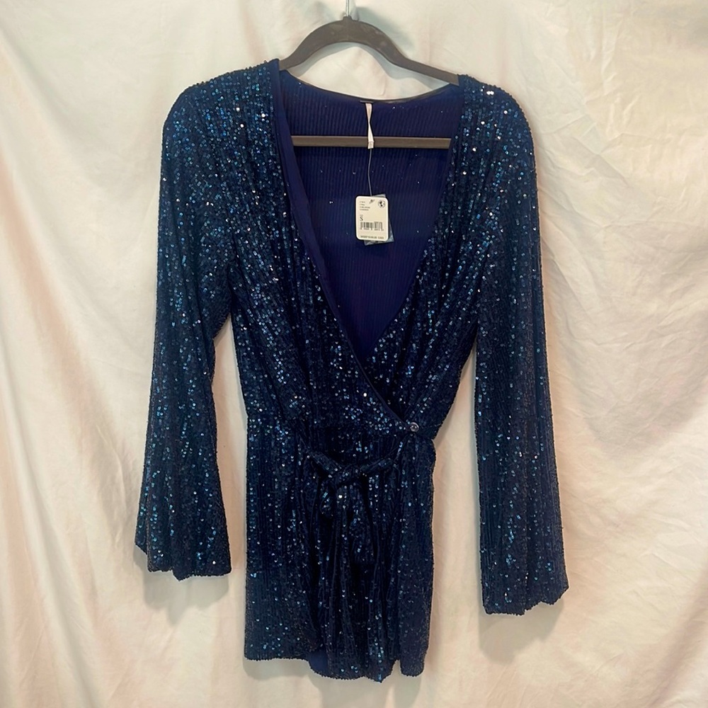 Free people size small navy sequin romper